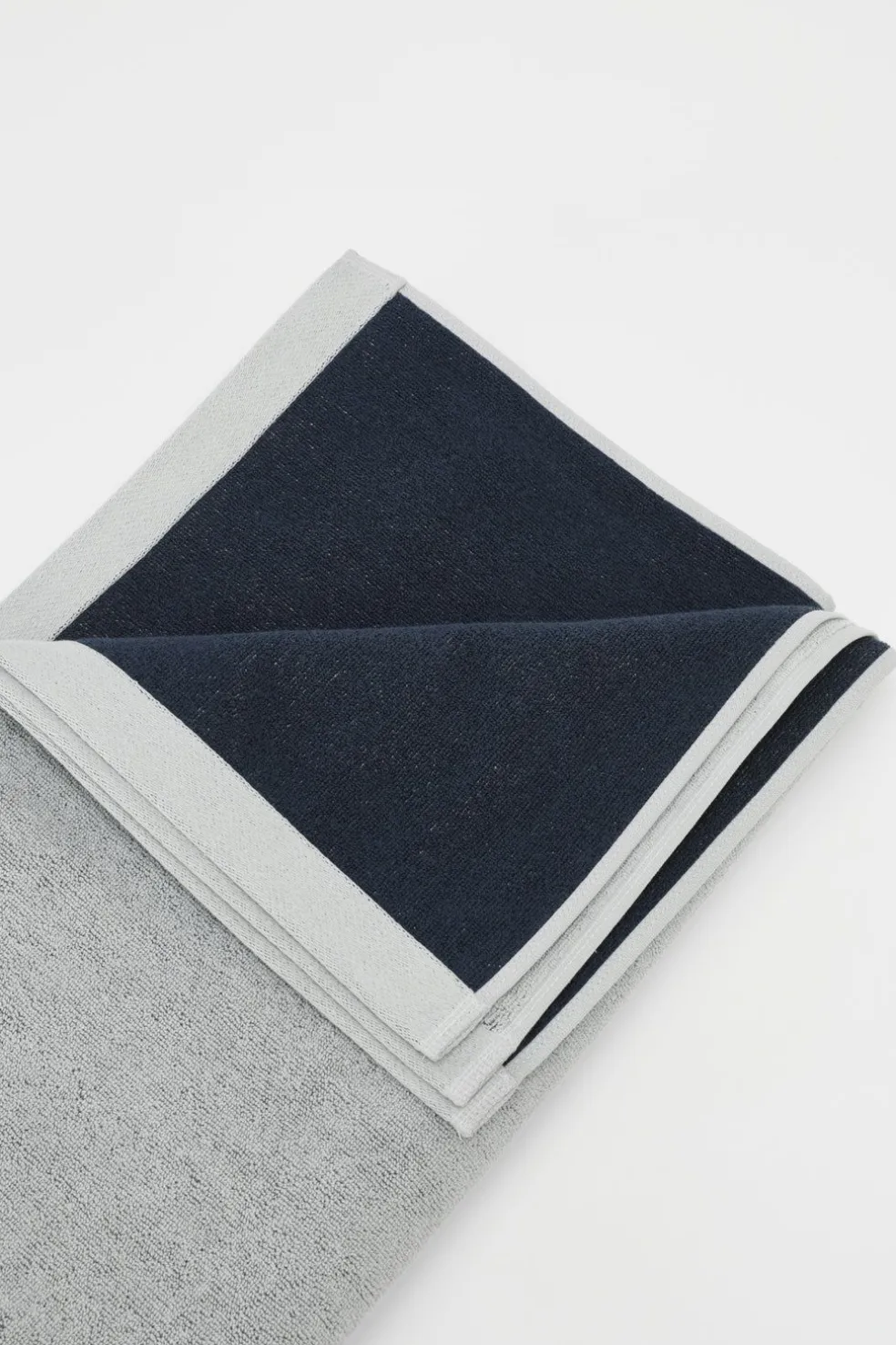 Baina Dawn Bath Towel