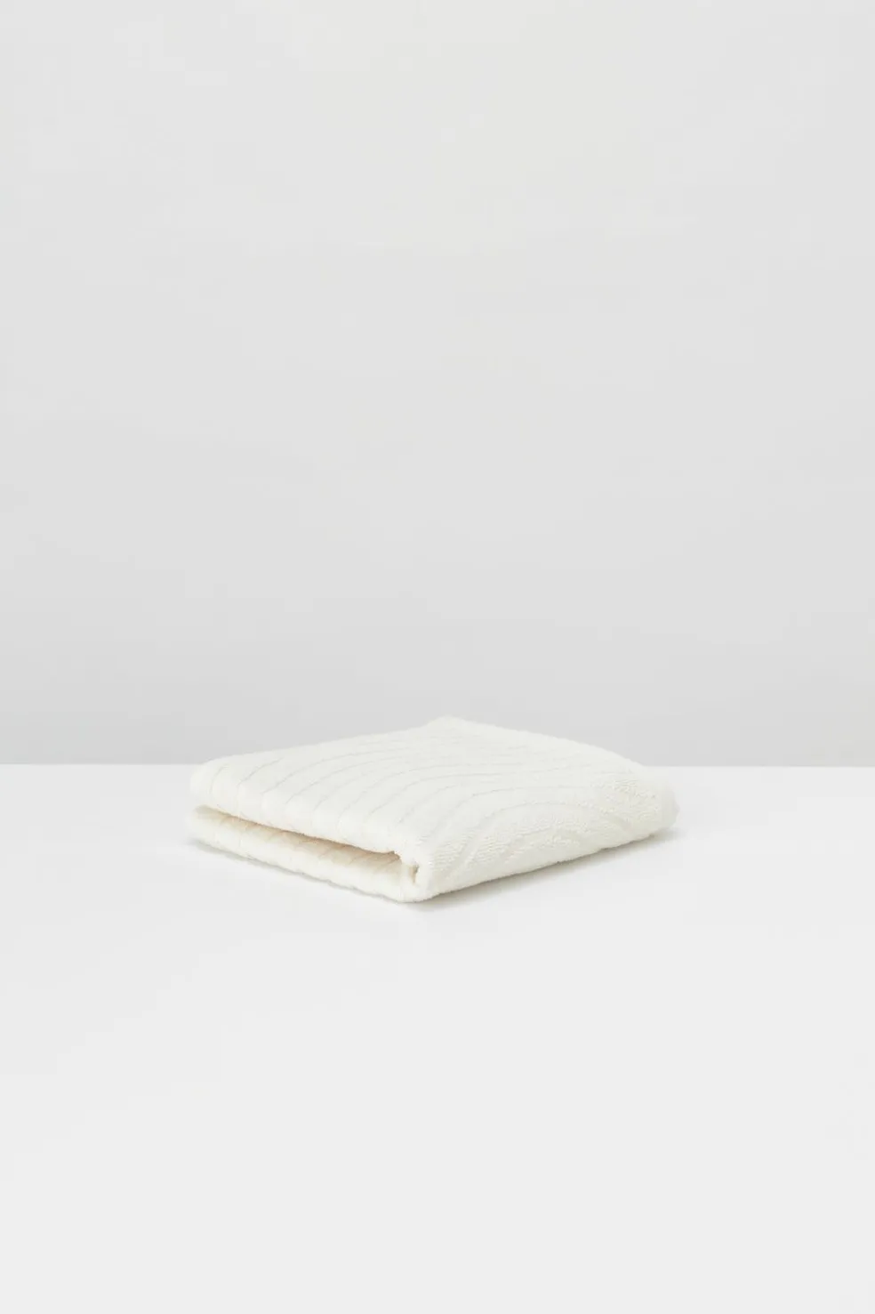 Baina Virginia Hand Towel