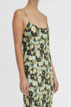 Bella Scoop Neck Slip
