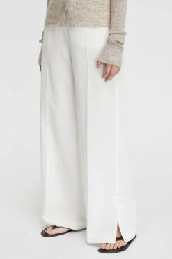 Claude Pant