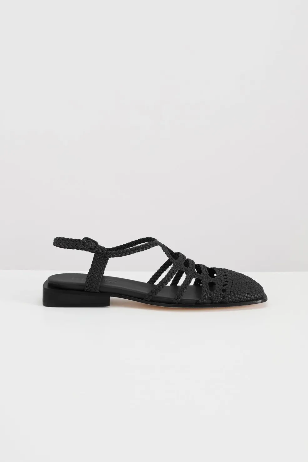 Hereu Barana Sandal