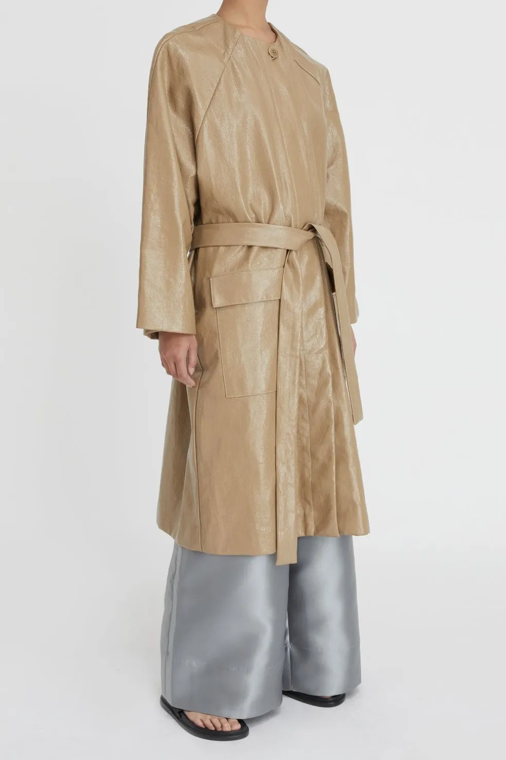 Luis Raglan Coat