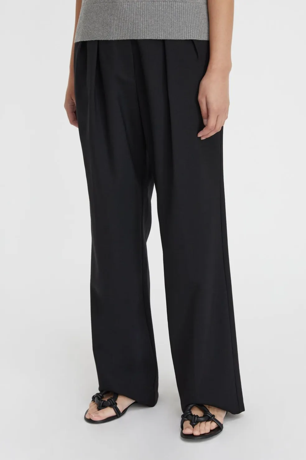 Mortimer Pleated Pant