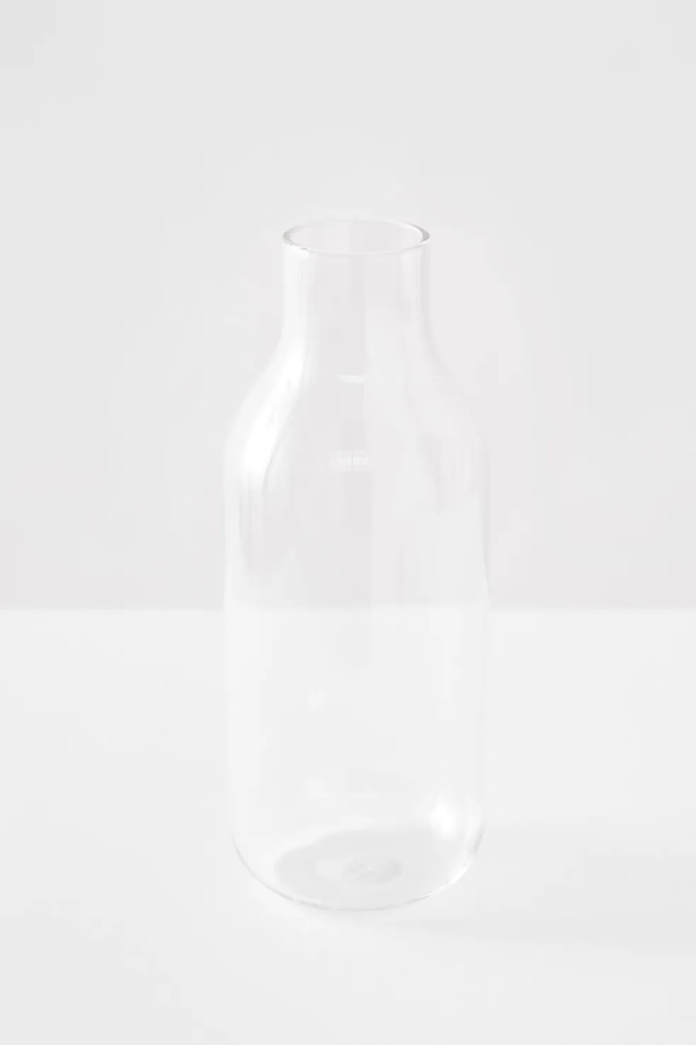 R+D Helg 1L Carafe